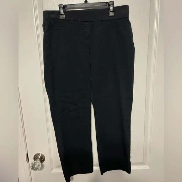 Kim Rogers Petite size 6 black stretchy capris - Picture 1 of 3